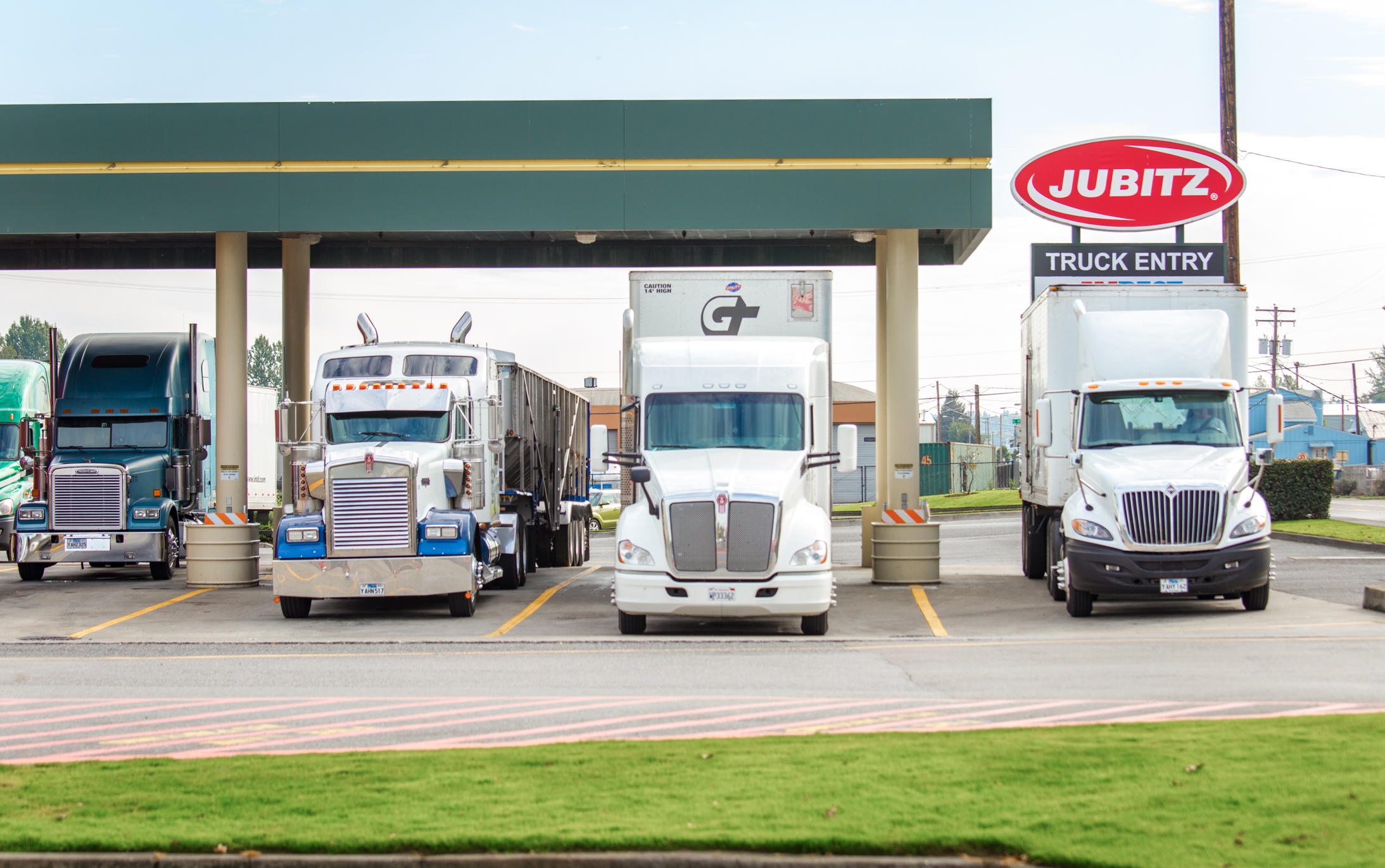 What Makes the 595 Truck Stop Special?