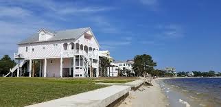 Exploring Shell Point Beach, Florida: A Family-Friendly Destination