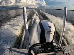 Everything You Need to Know About Using an Outboard Motor in Florida and Slipping It in Salt Water