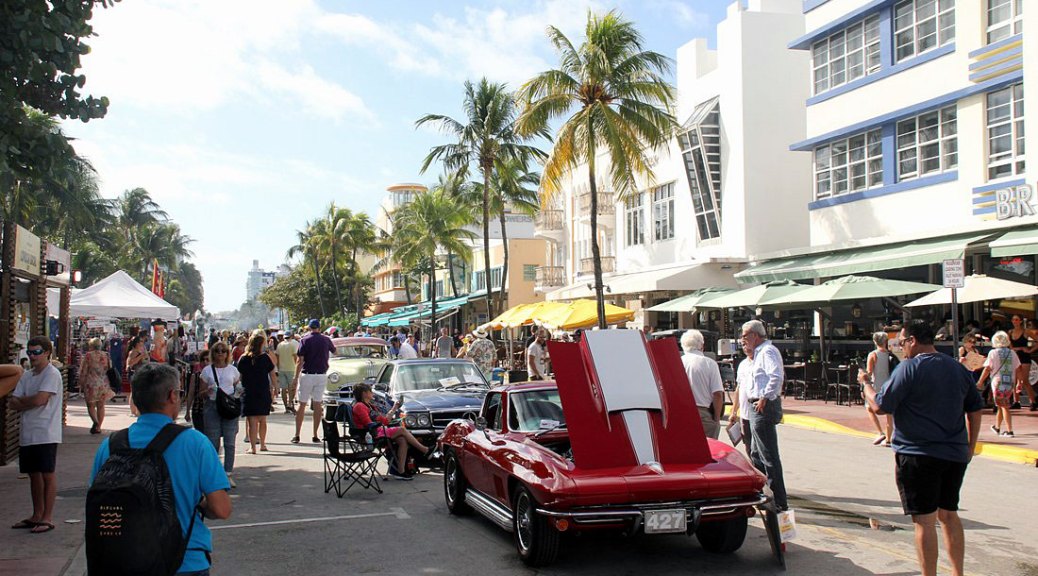 Beaches in Florida with Car Shows: A Unique Experience